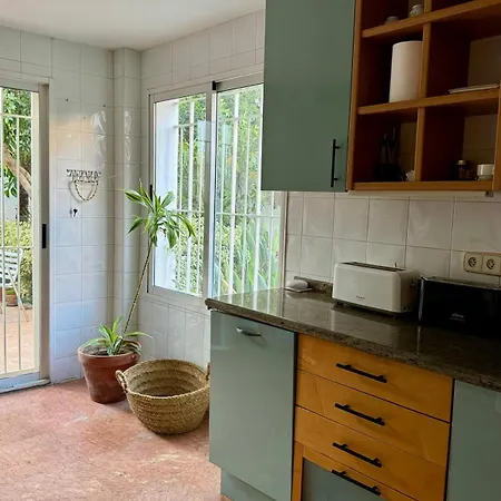 N28 Bed & Breakfast *